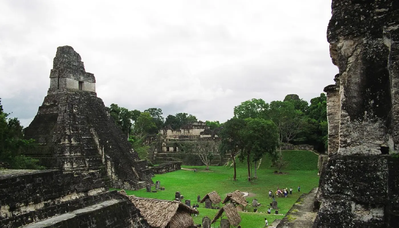 Tikal temple jaguar